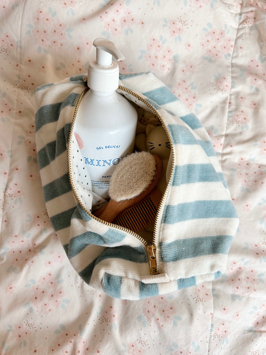 Trousse de toilette bleu clair